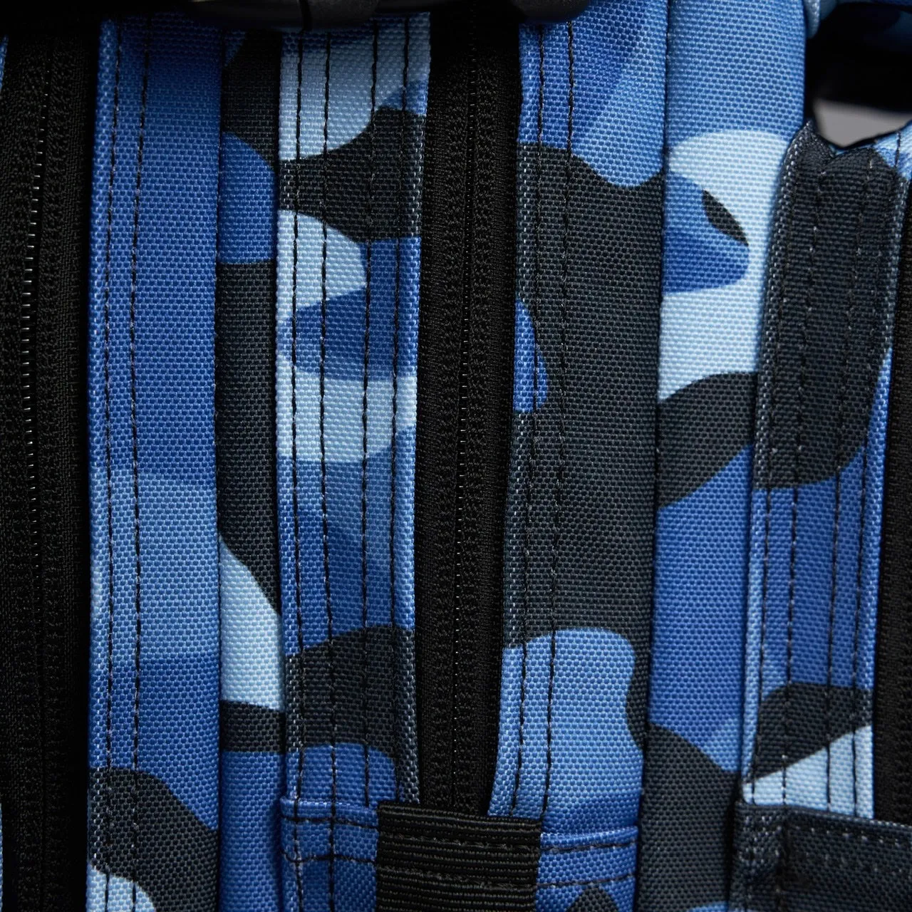 25L Backpack Navy Camo