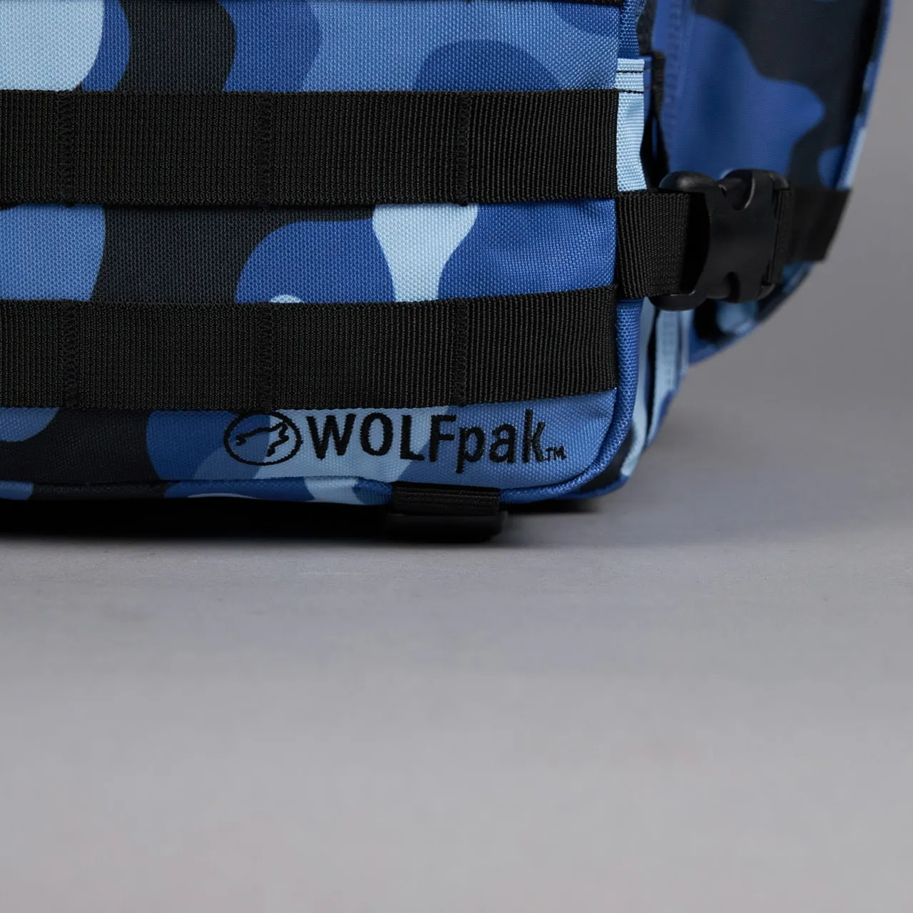 25L Backpack Navy Camo