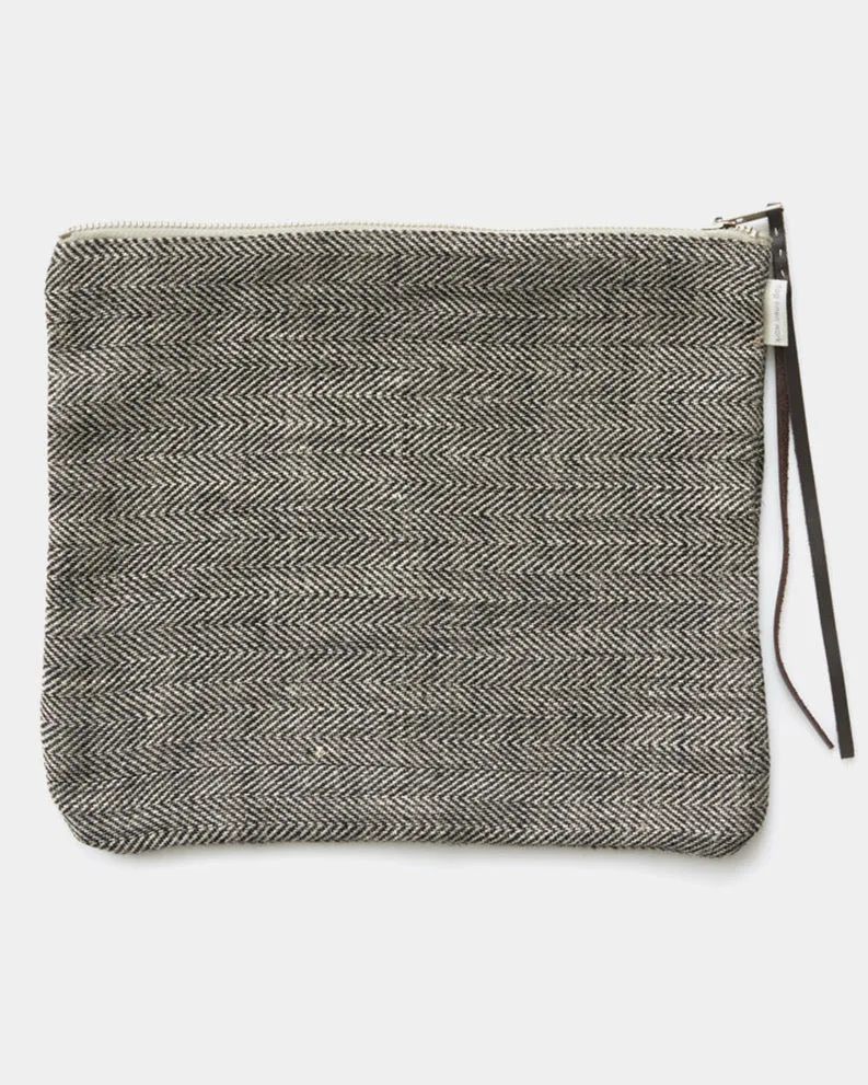 Canna Pouch Large: Chocolate Herringbone