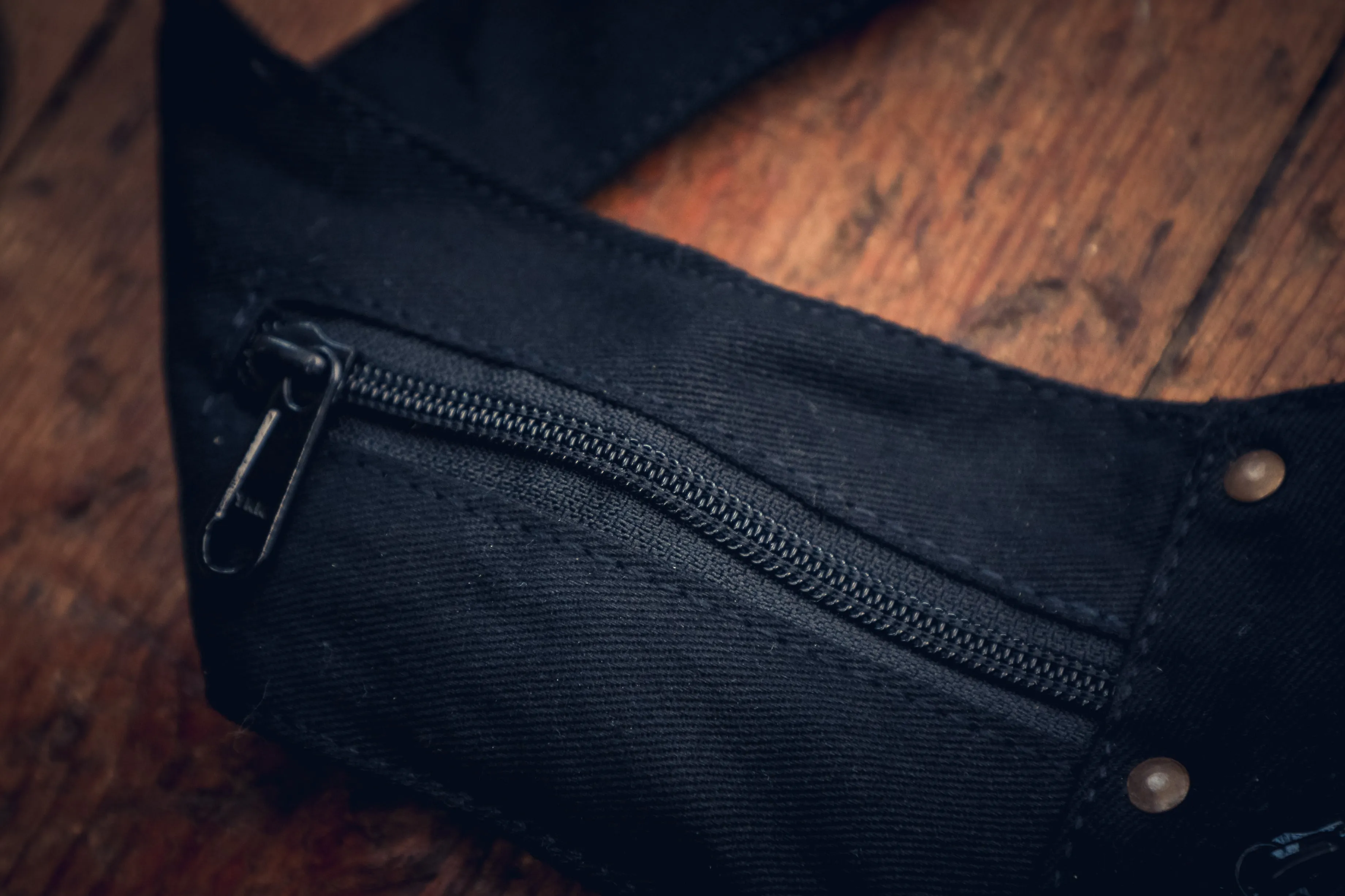 Canvas Side Bag | Black