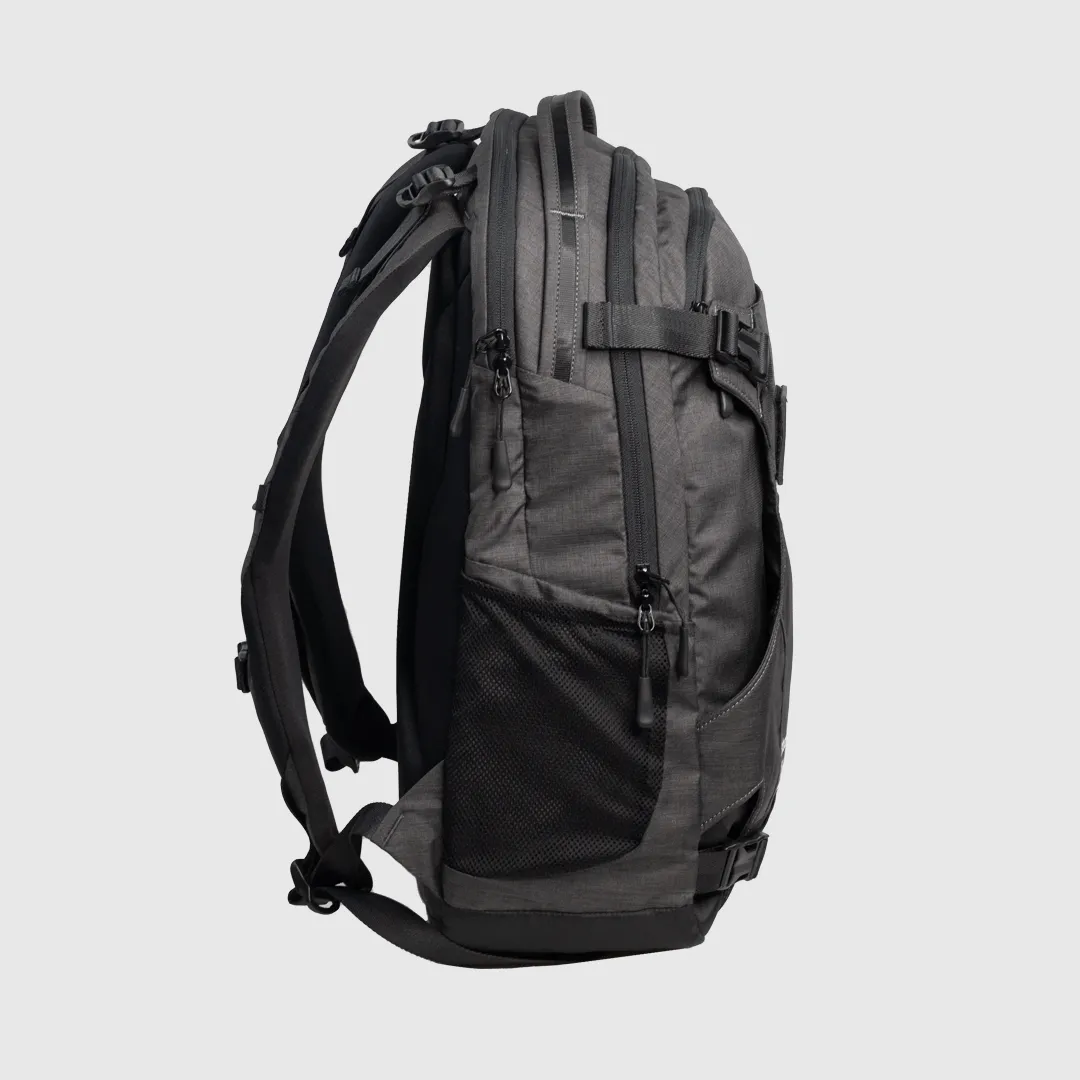 CARBONADO Commuter 25 Backpack (Dark Grey)