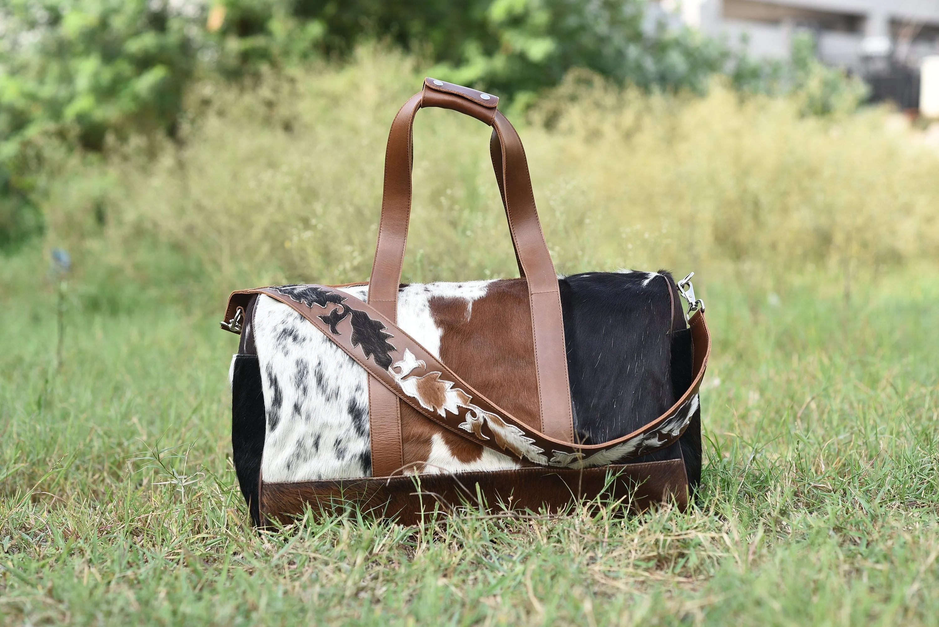 Cowhide Duffel weekender Bag Handbags Cowhide Handbags, Baby Weekender Handbag, Ladies Handbags, Leather Bags DB 1001