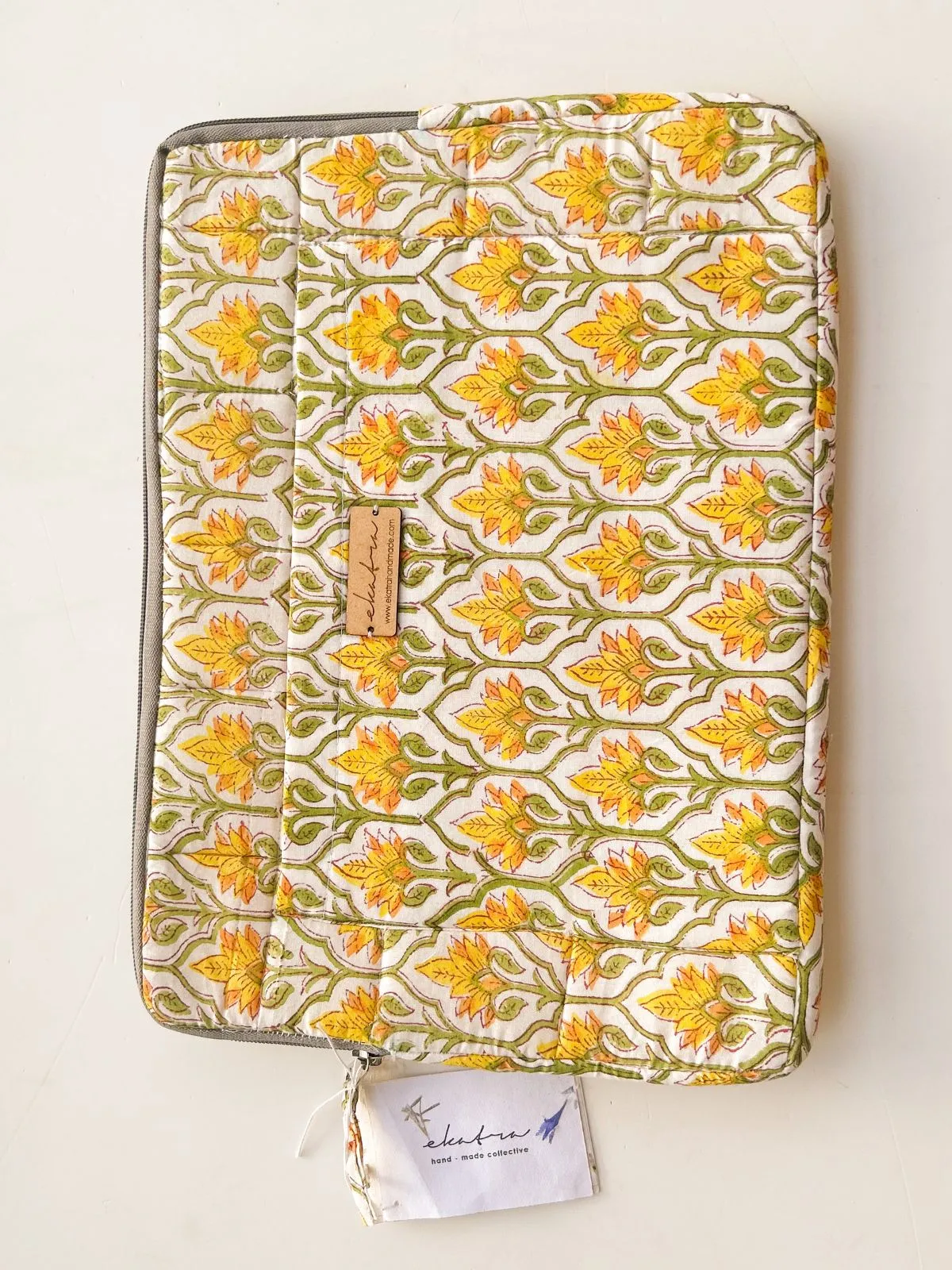 Laptop Sleeve Yellow motif