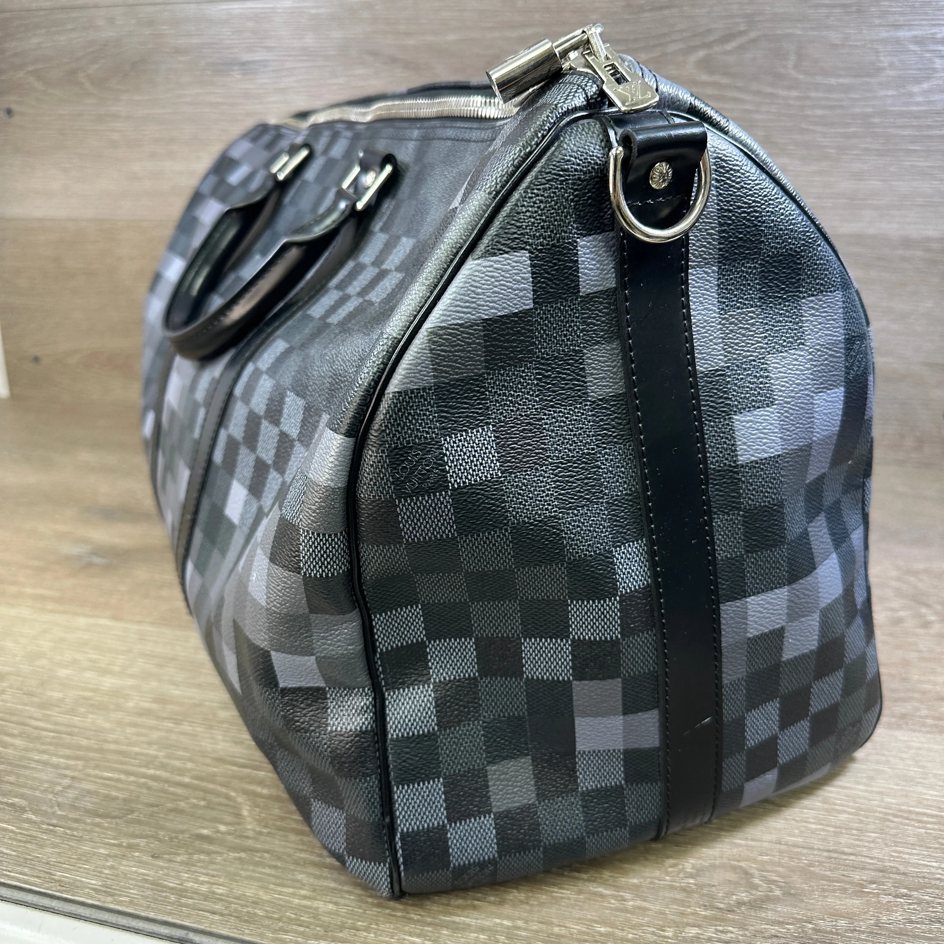 Louis Vuitton Keepall Bandoulière 55 Damier Graphite Pixel