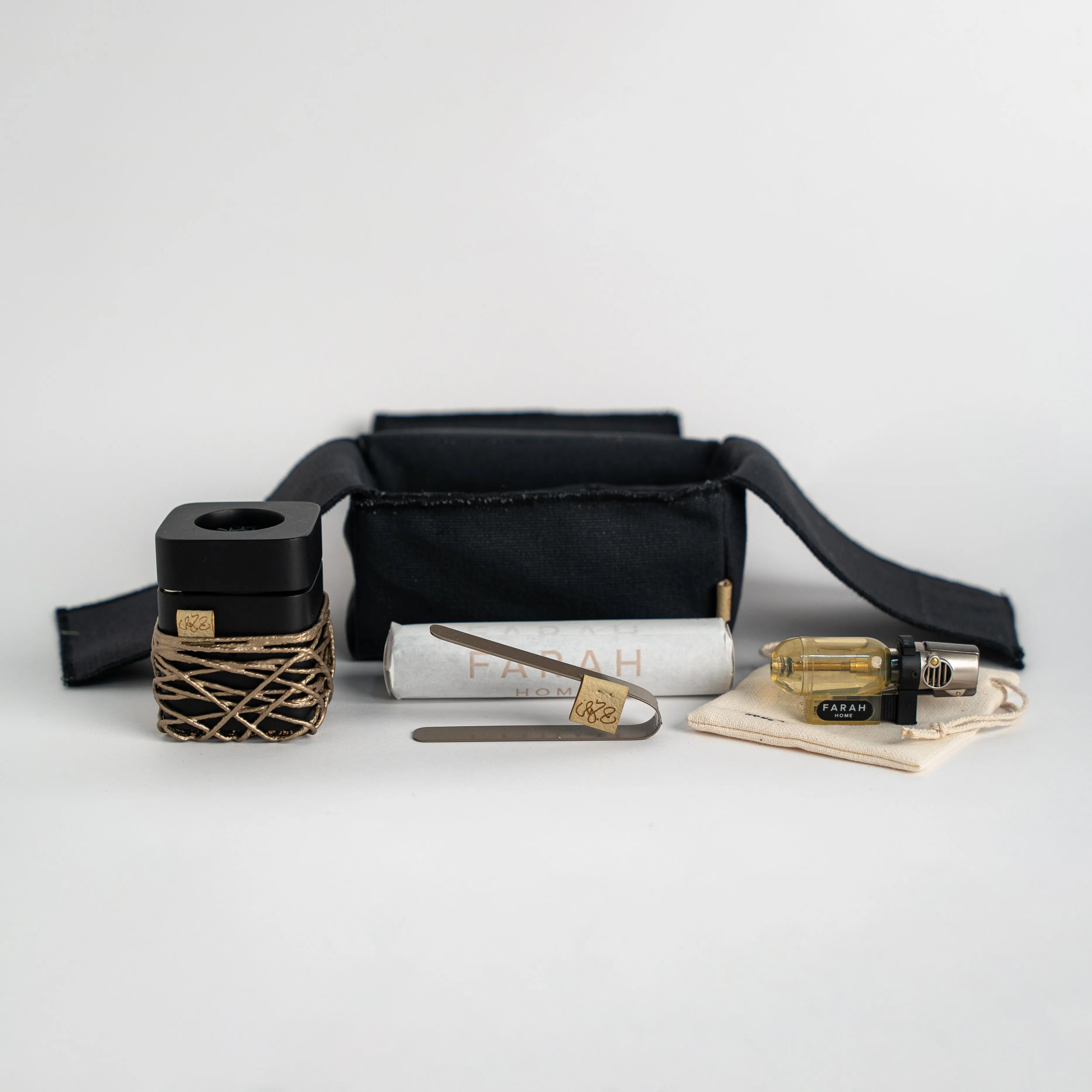 Micro Travel Set - String Pearl Gold in Black Wood