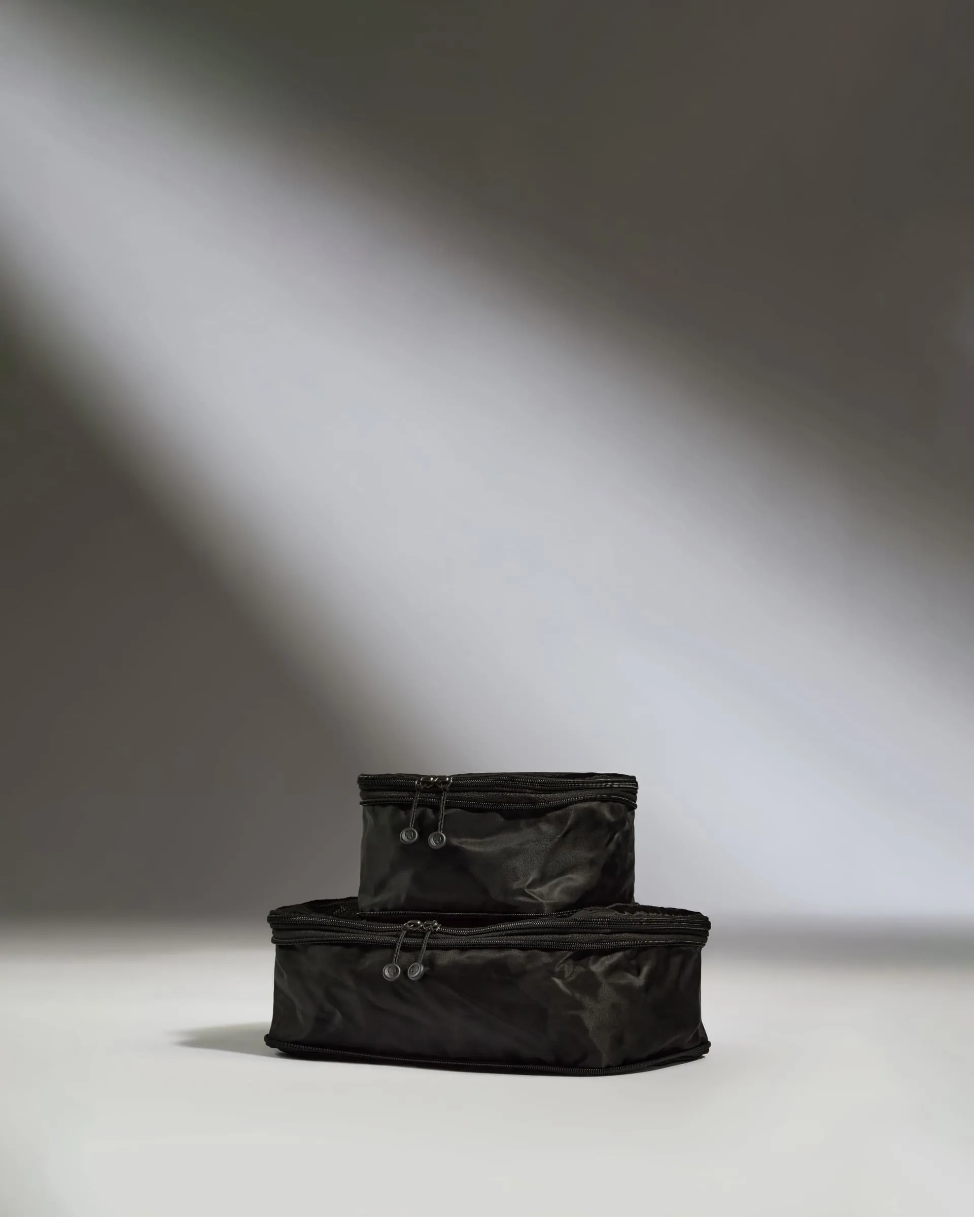 Packing Cubes in Black - Set of 2 - BUY 2 FOR £45