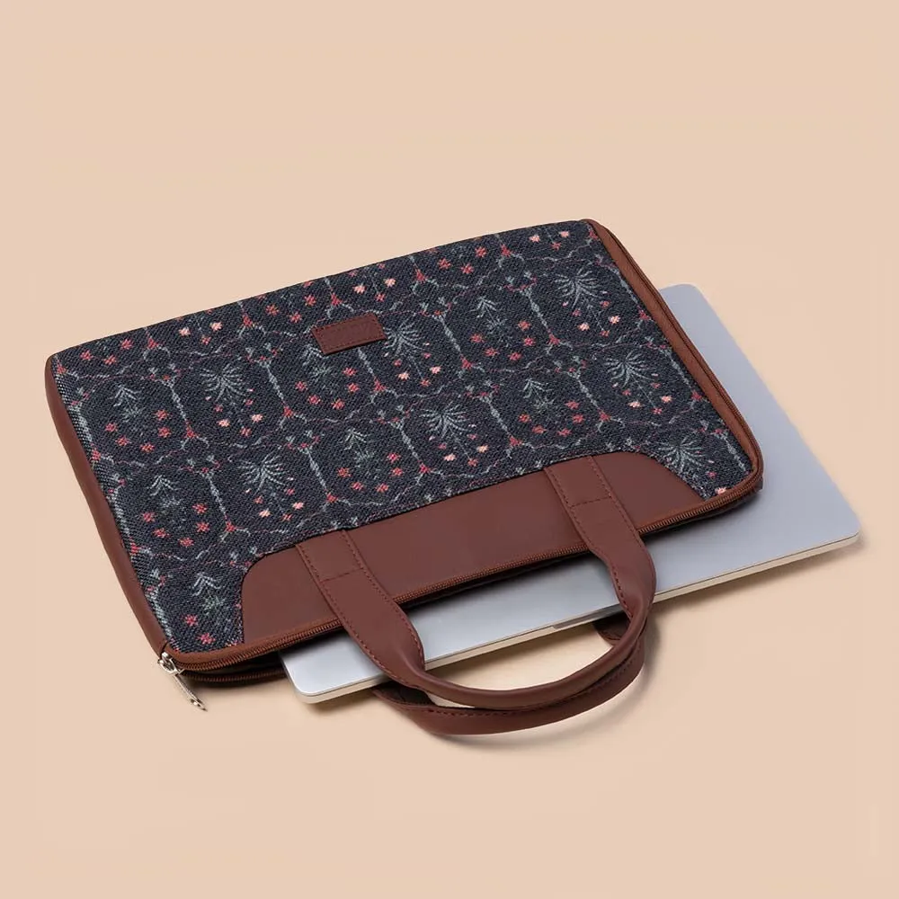 Taj Guldasta L-Zippered Laptop Sleeve