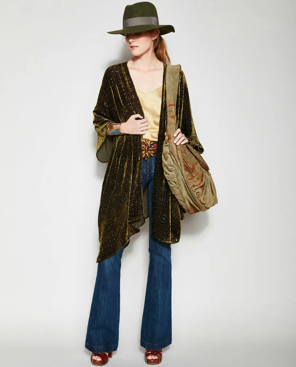 THE ELOISE VELVET KIMONO