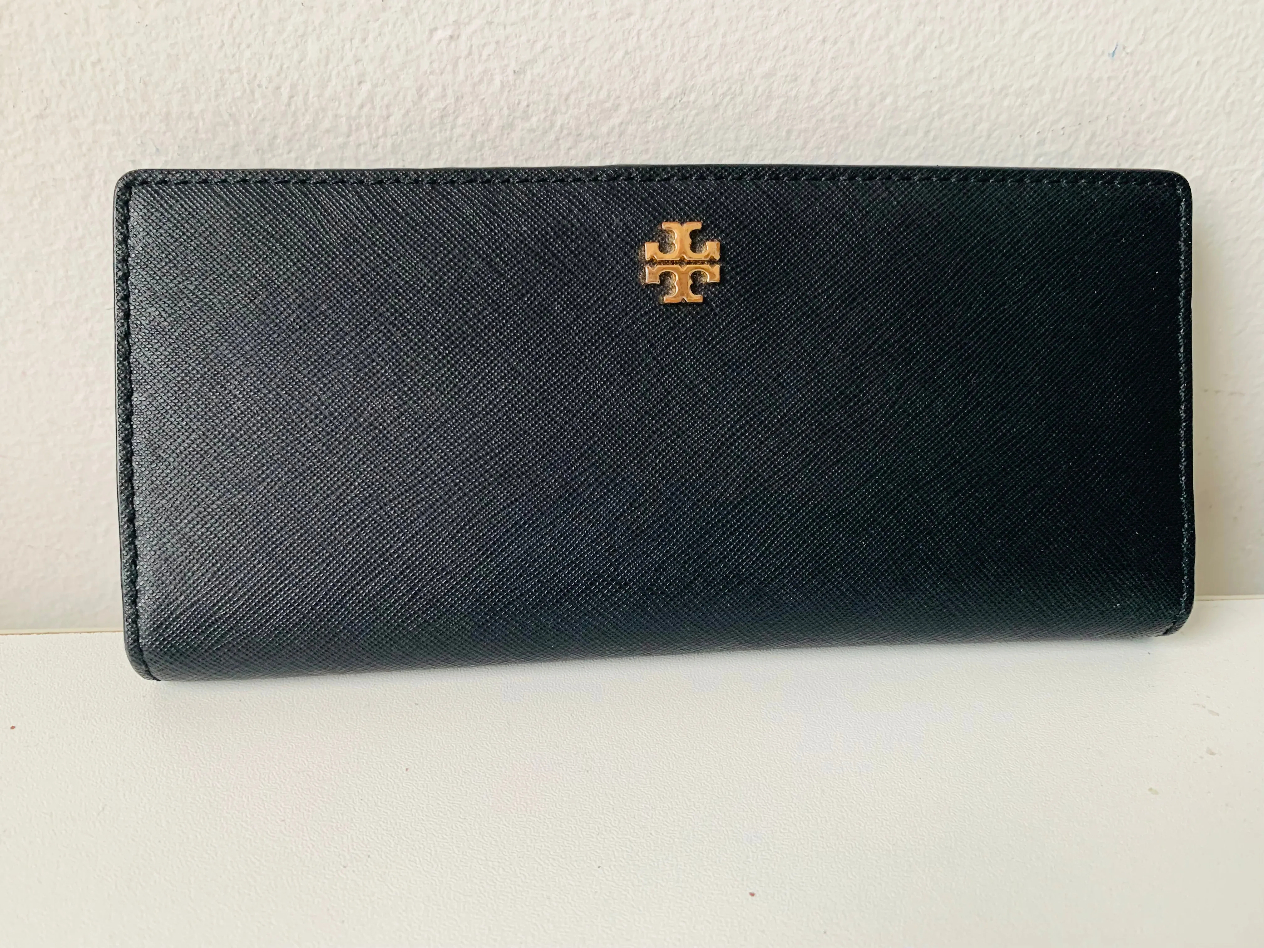 Tory Burch Black Saffiano Fold Over Wallet