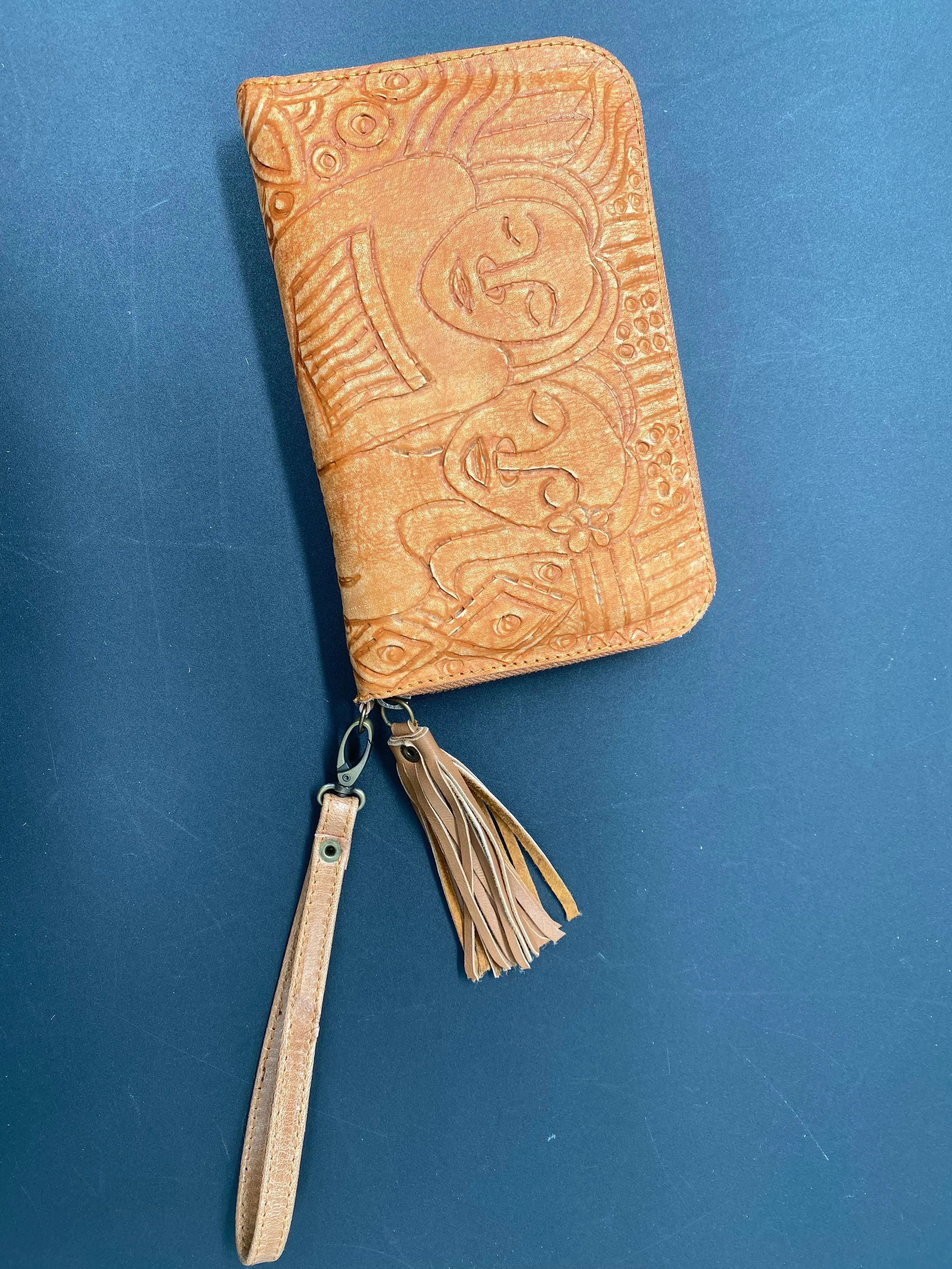 Totem Wallet Tan