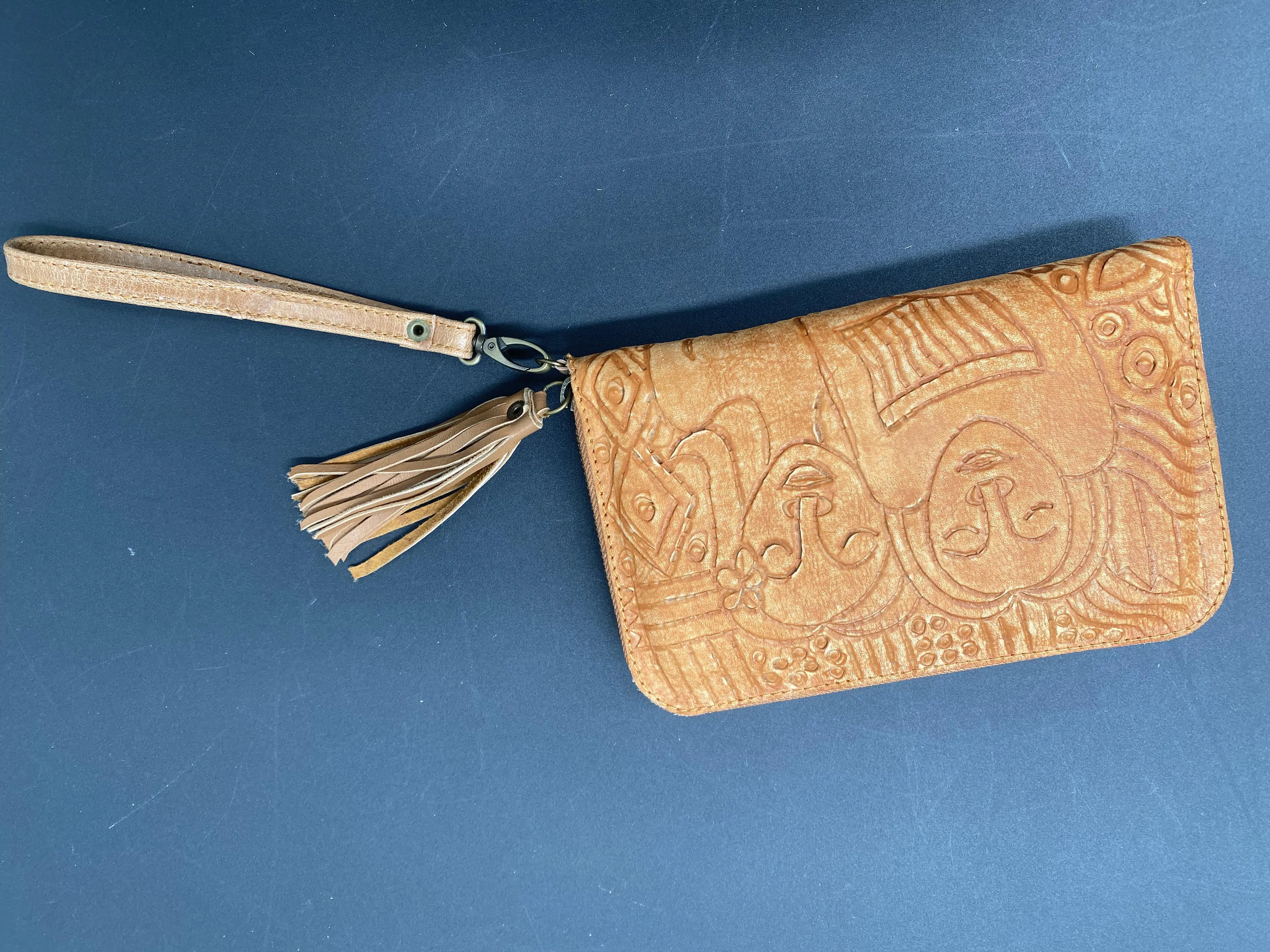 Totem Wallet Tan