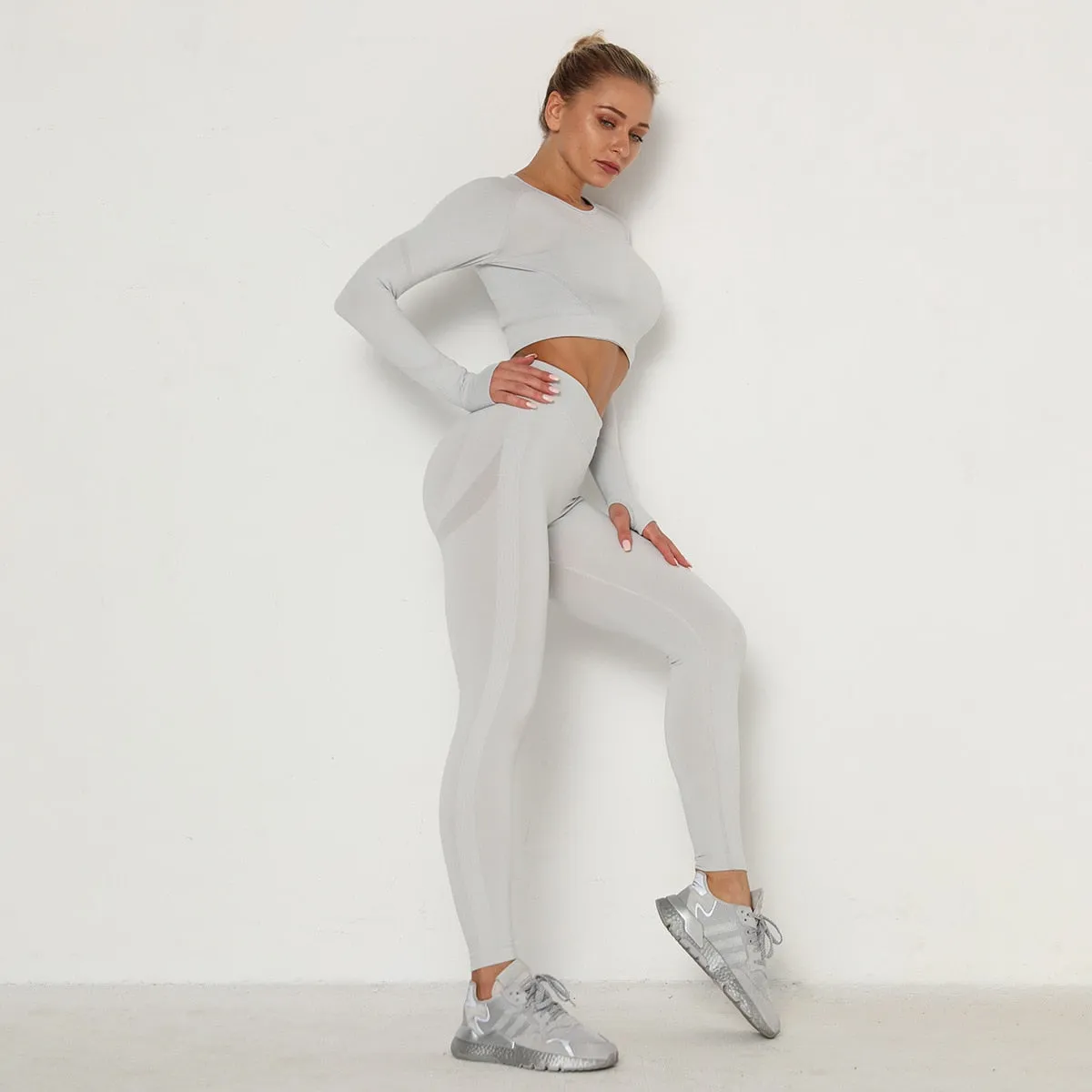 Yoga suit Seamless Long sleeve female Crop Top High Waist Vitality Quick Dry Peach Hip Leggings gym workout clothes